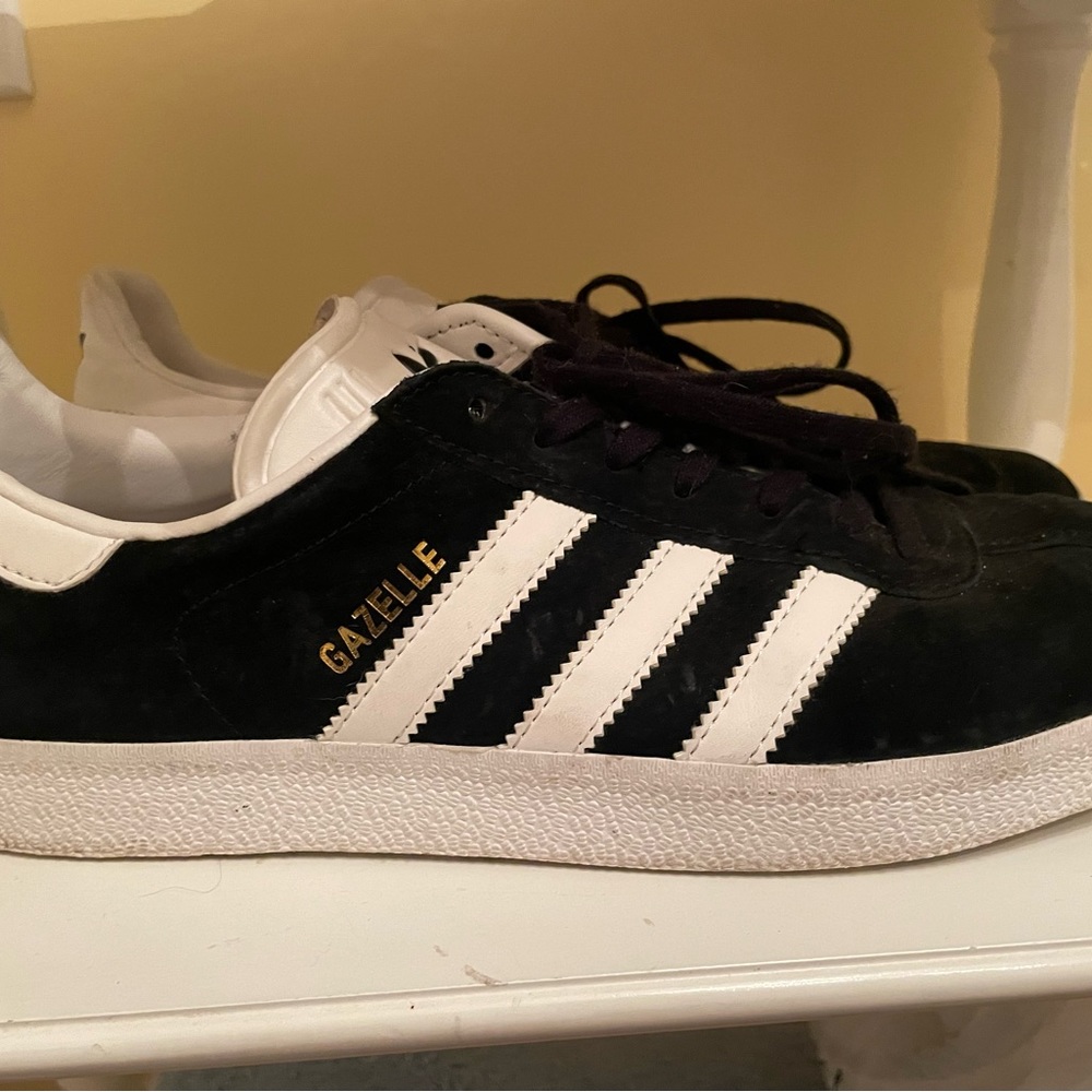 Adidas Originals Gazelle 85 , men’s size 9 1/2, Black